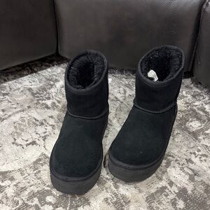 Platform Mini UGG Boots